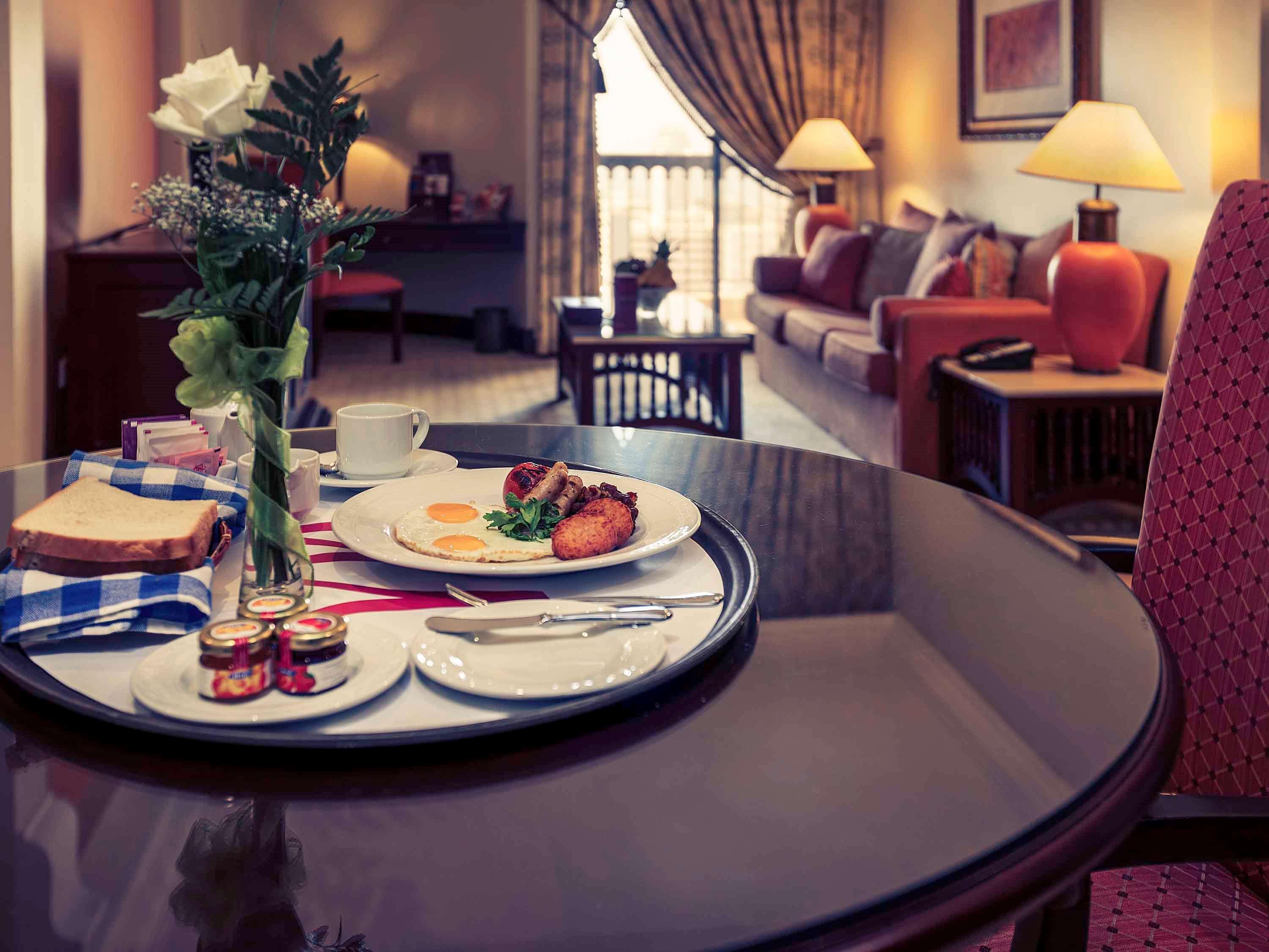 Mercure Grand Hotel Seef - All Suites Manama Exterior foto