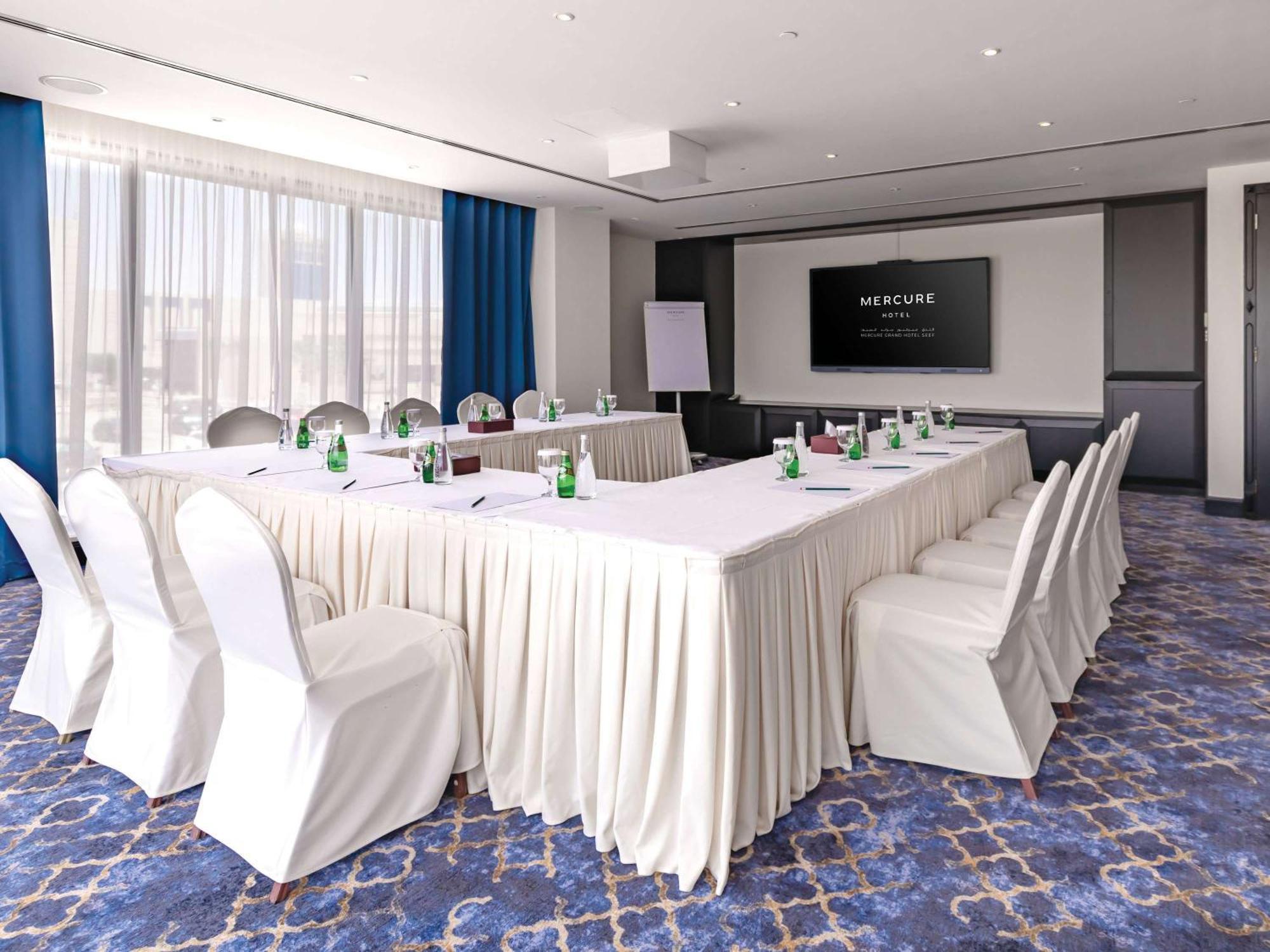 Mercure Grand Hotel Seef - All Suites Manama Exterior foto