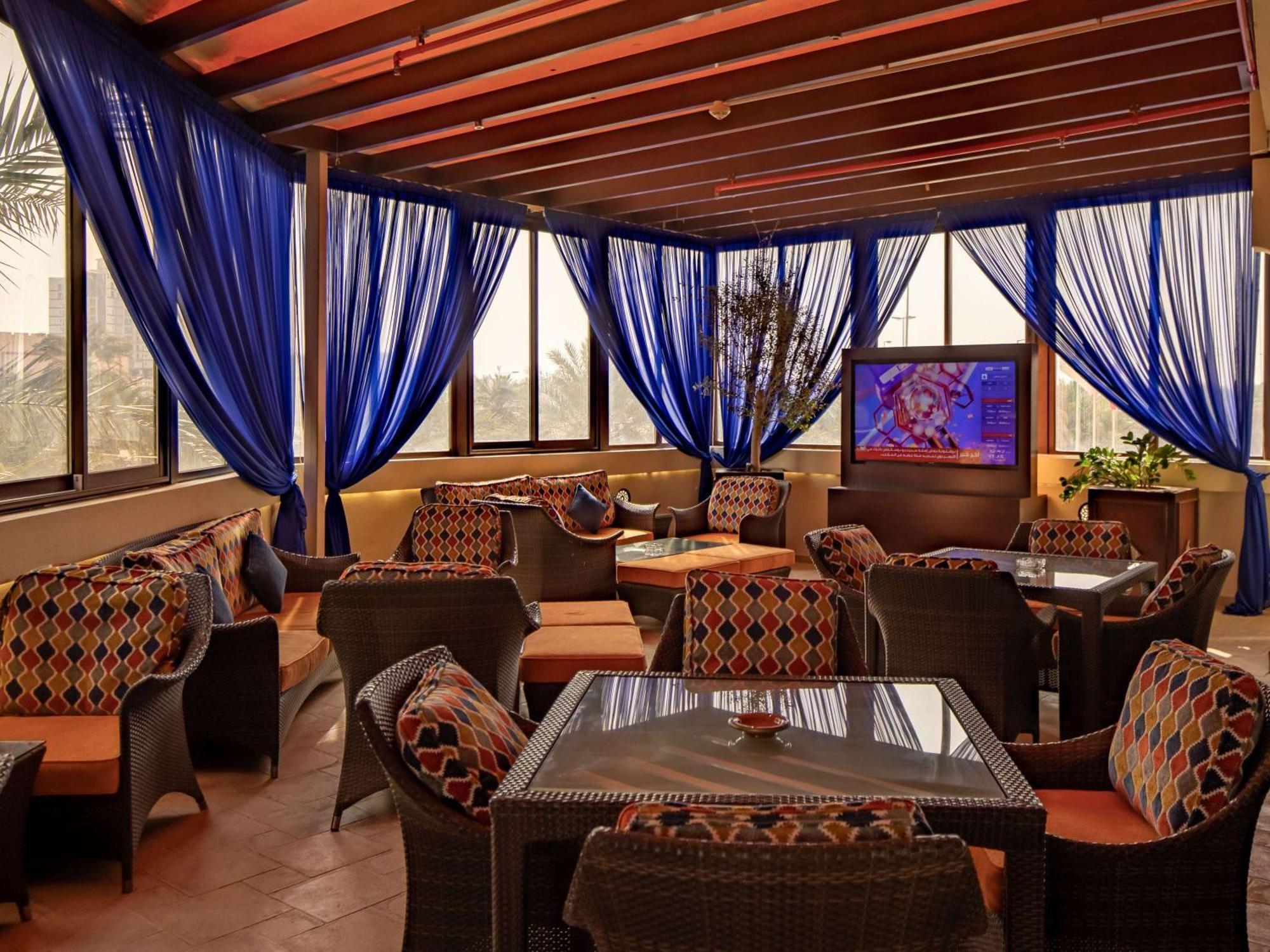 Mercure Grand Hotel Seef - All Suites Manama Exterior foto